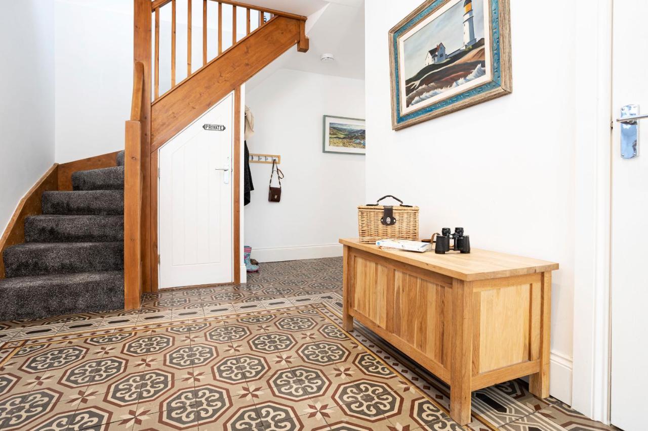 Finest Retreats - Lighthouse Cottage Rampside Extérieur photo